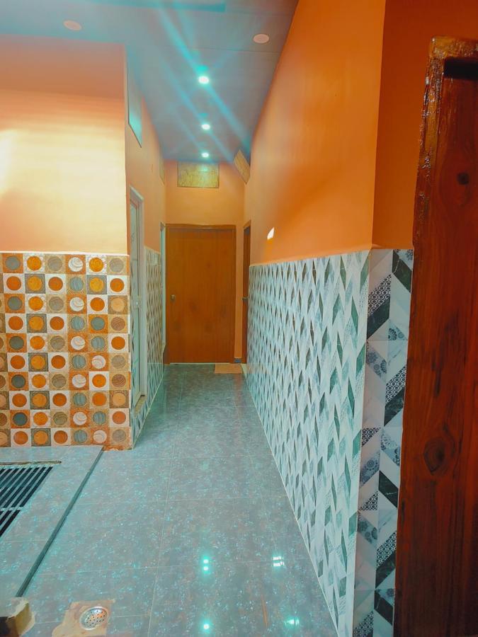 Residency 5 Min Walking From Ram Janmabhoomi