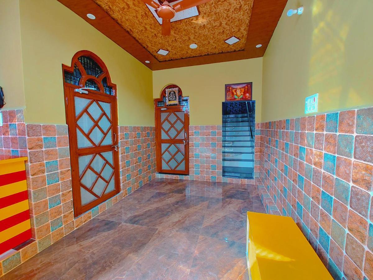 Residency 5 Min Walking From Ram Janmabhoomi 4* Ayodhya