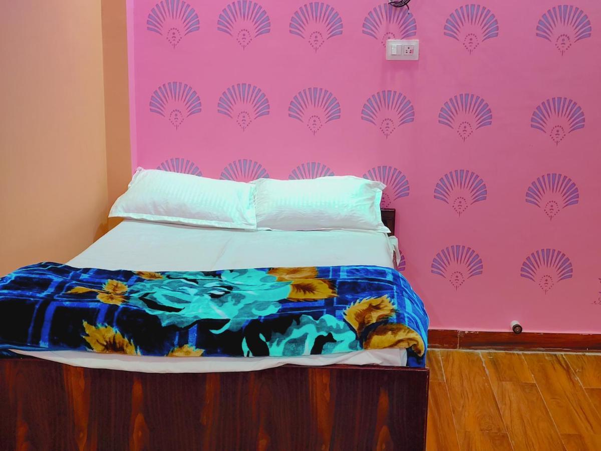 Hotel Residency 5 Min Walking From Ram Janmabhoomi