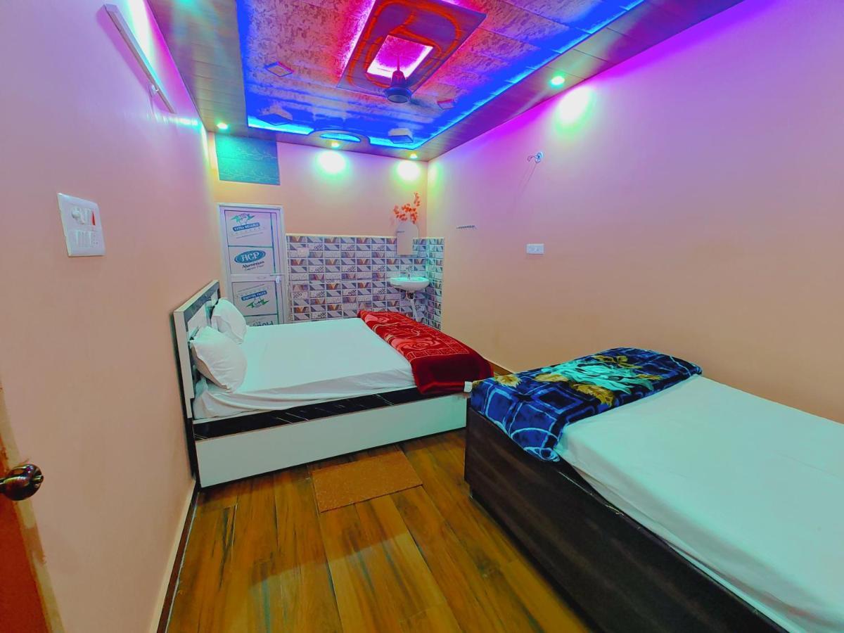 Hotel Residency 5 Min Walking From Ram Janmabhoomi Ayodhya
