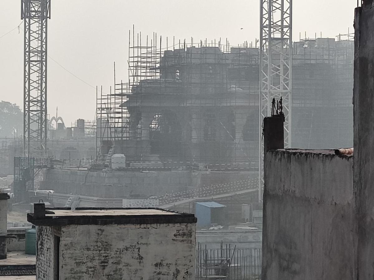 Hotel Residency 5 Min Walking From Ram Janmabhoomi 4*