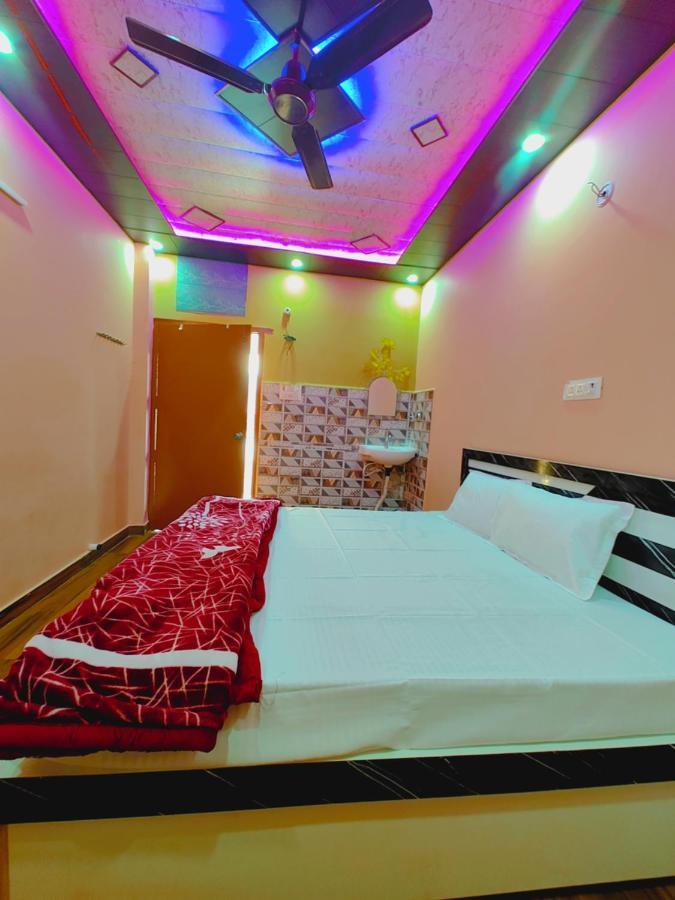 Hotel Residency 5 Min Walking From Ram Janmabhoomi Ayodhya
