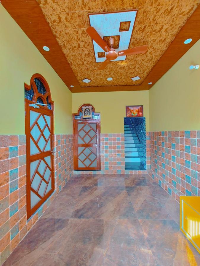 Residency 5 Min Walking From Ram Janmabhoomi Hotel 4*
