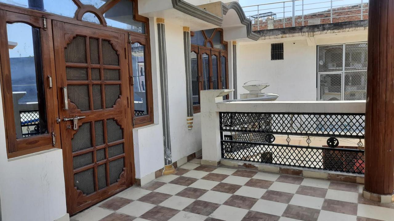 Shankar & Residency I Near Ram Janm Bhoomi Temple