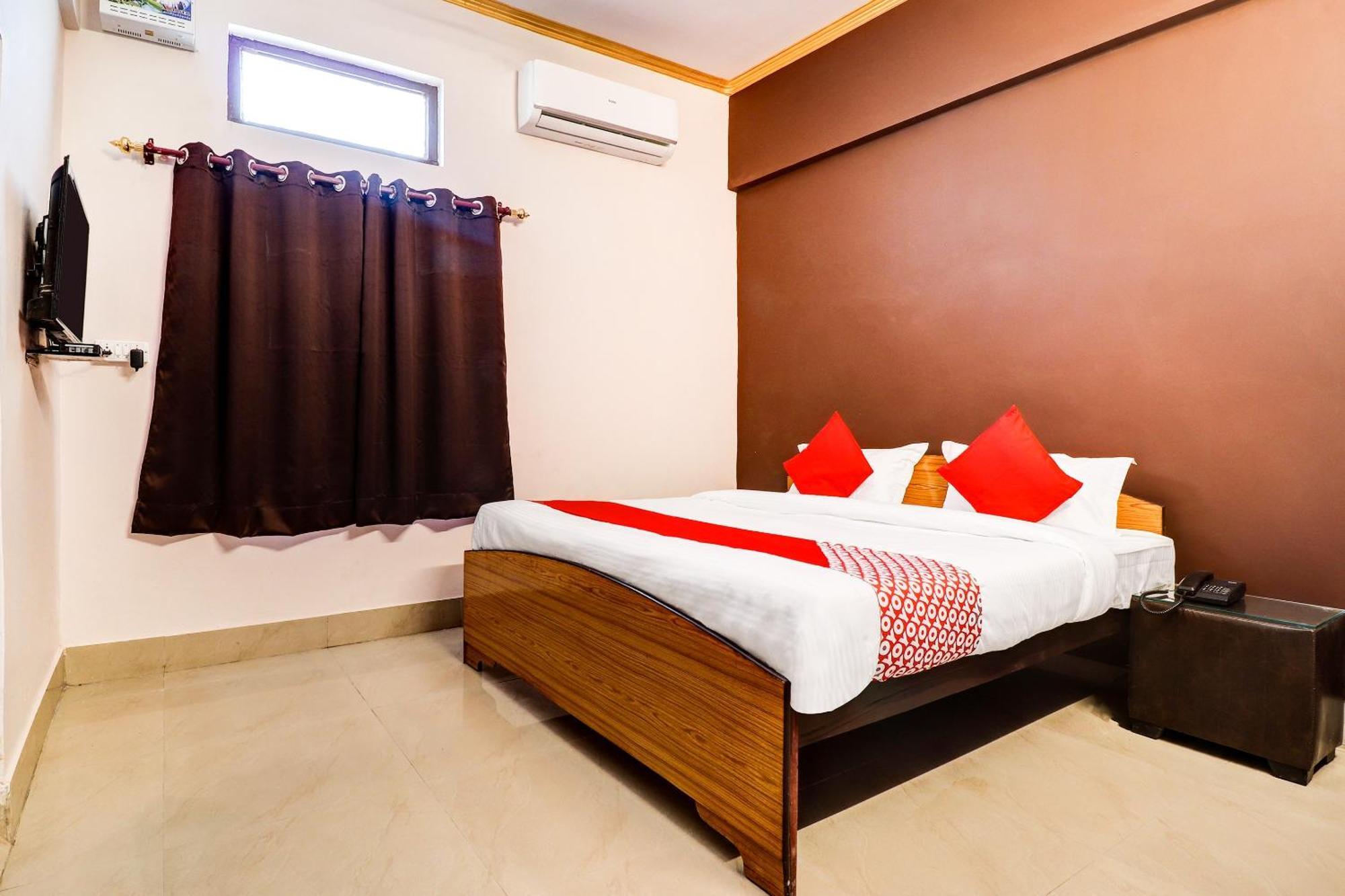 Hotel O Star Ayodhya
