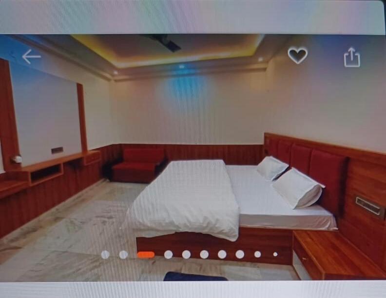 Vrindavan Garden Homestay Ayodhya