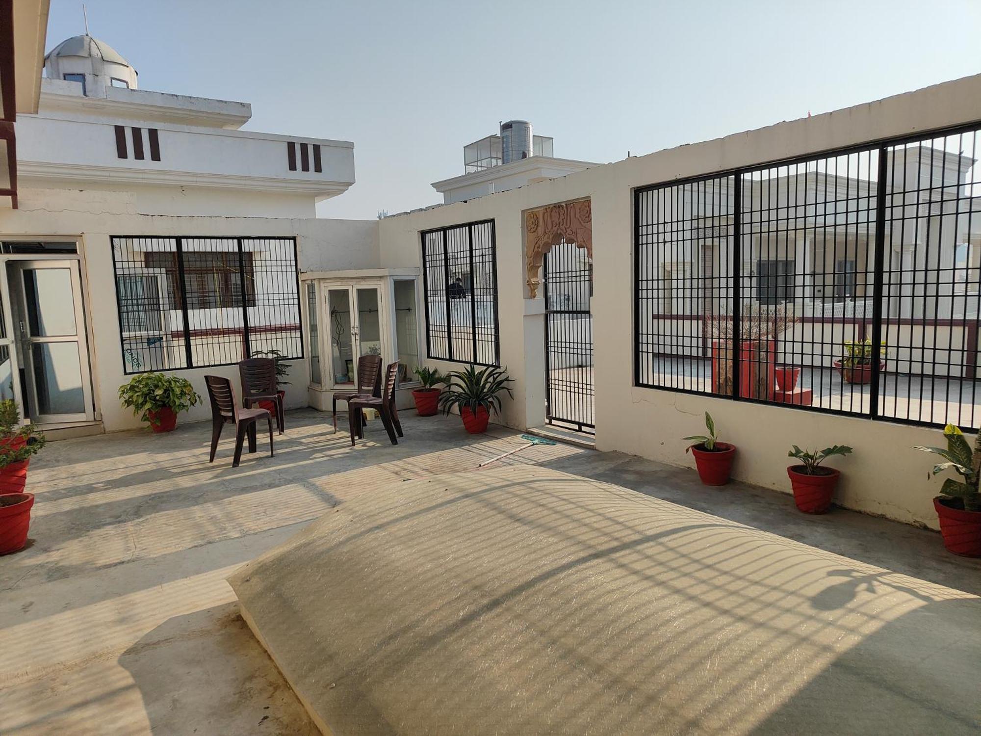 Apartment Shantiniketan 2 Bhk In Ayodhya