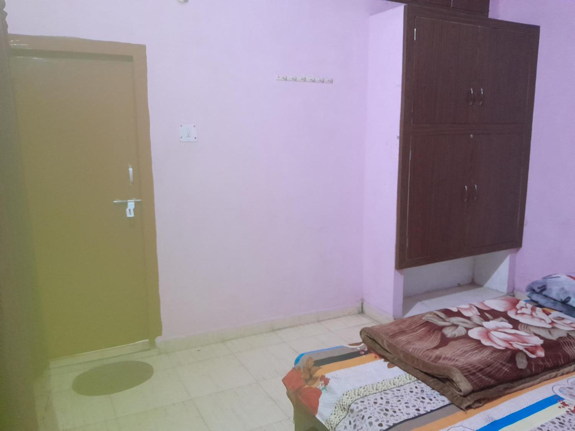 Ram Priya Kunj Atithi Niketan