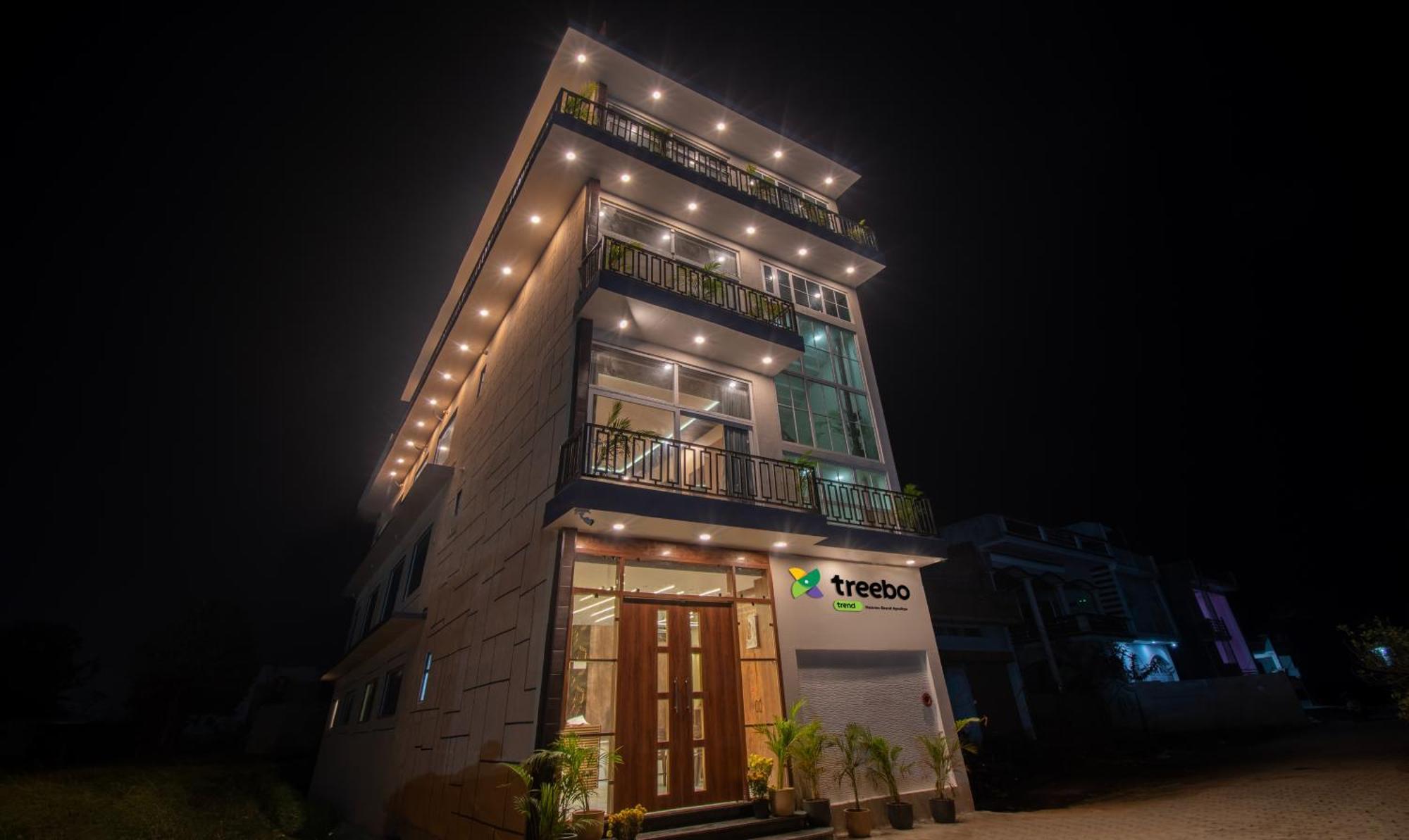 Hotel Treebo Heaven Grand 3*