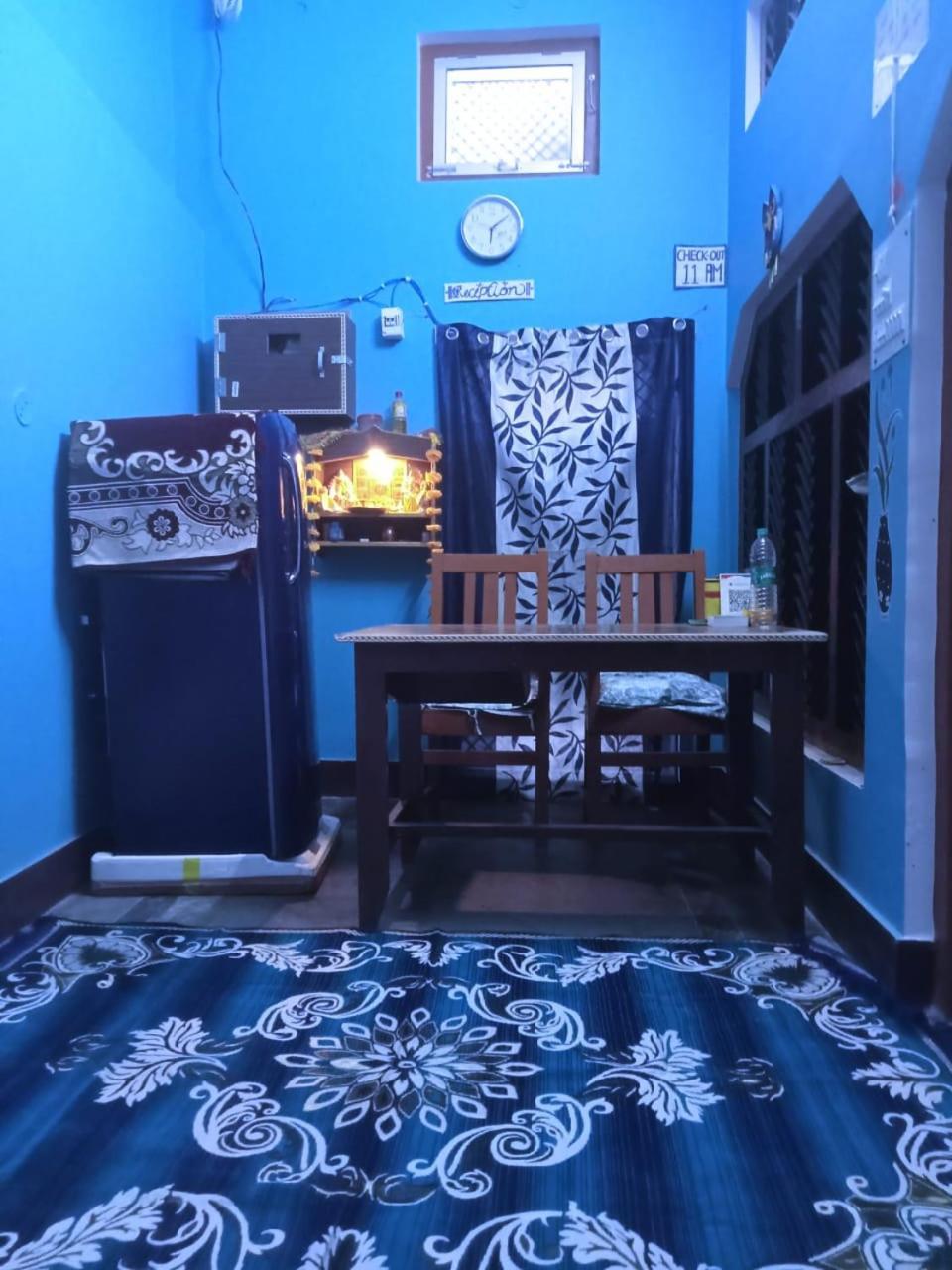 Hari Suman Paying Guest house