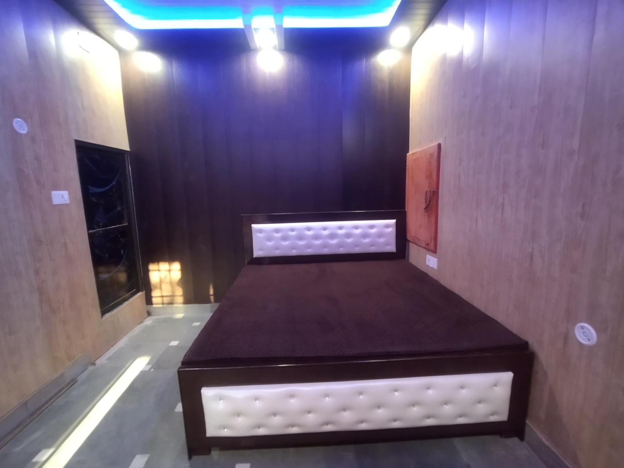 Shri Ram Krishan Atithi Bhawan Guest house Ayodhya