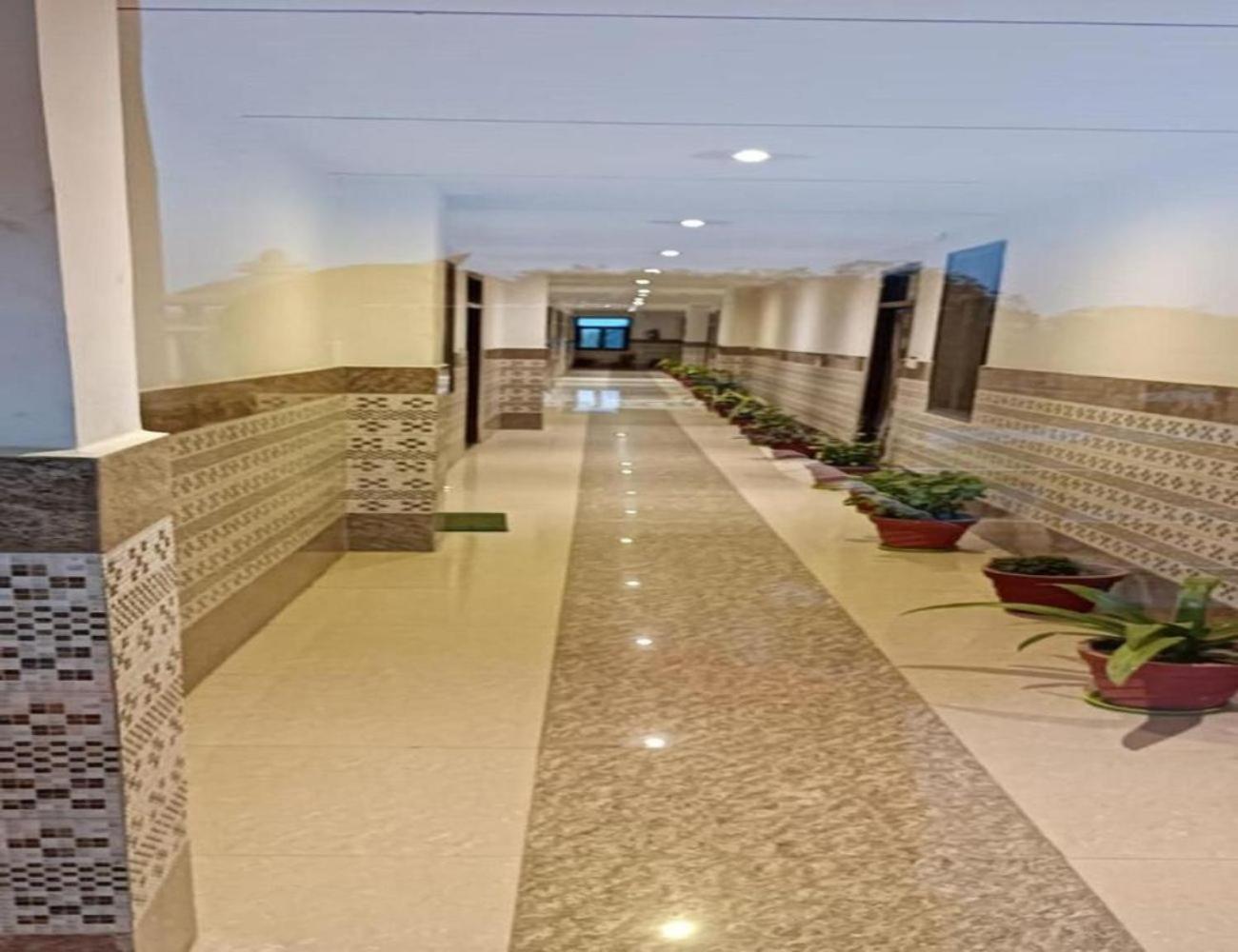 Homestay The Mansarovar Palace, *