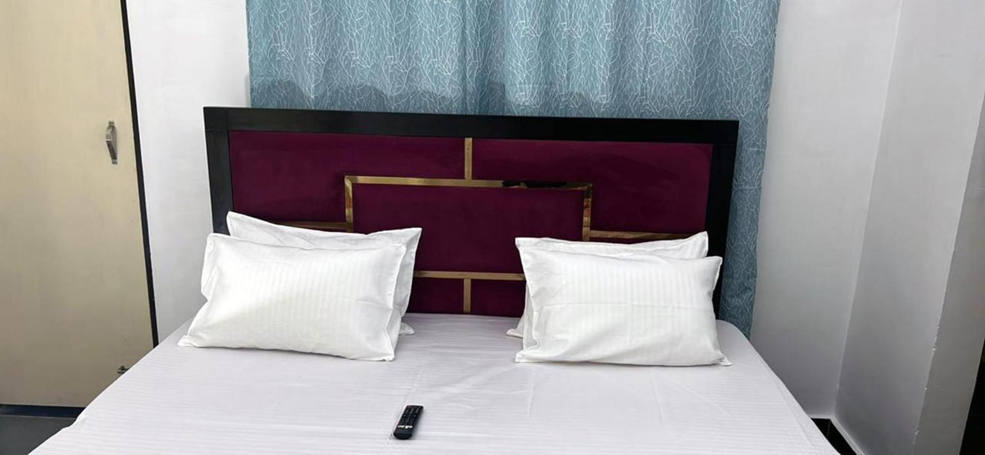 Ramdut Palace Guest house *