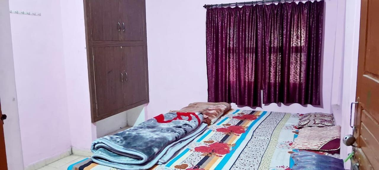 Ram Priya Kunj Atithi Niketan *