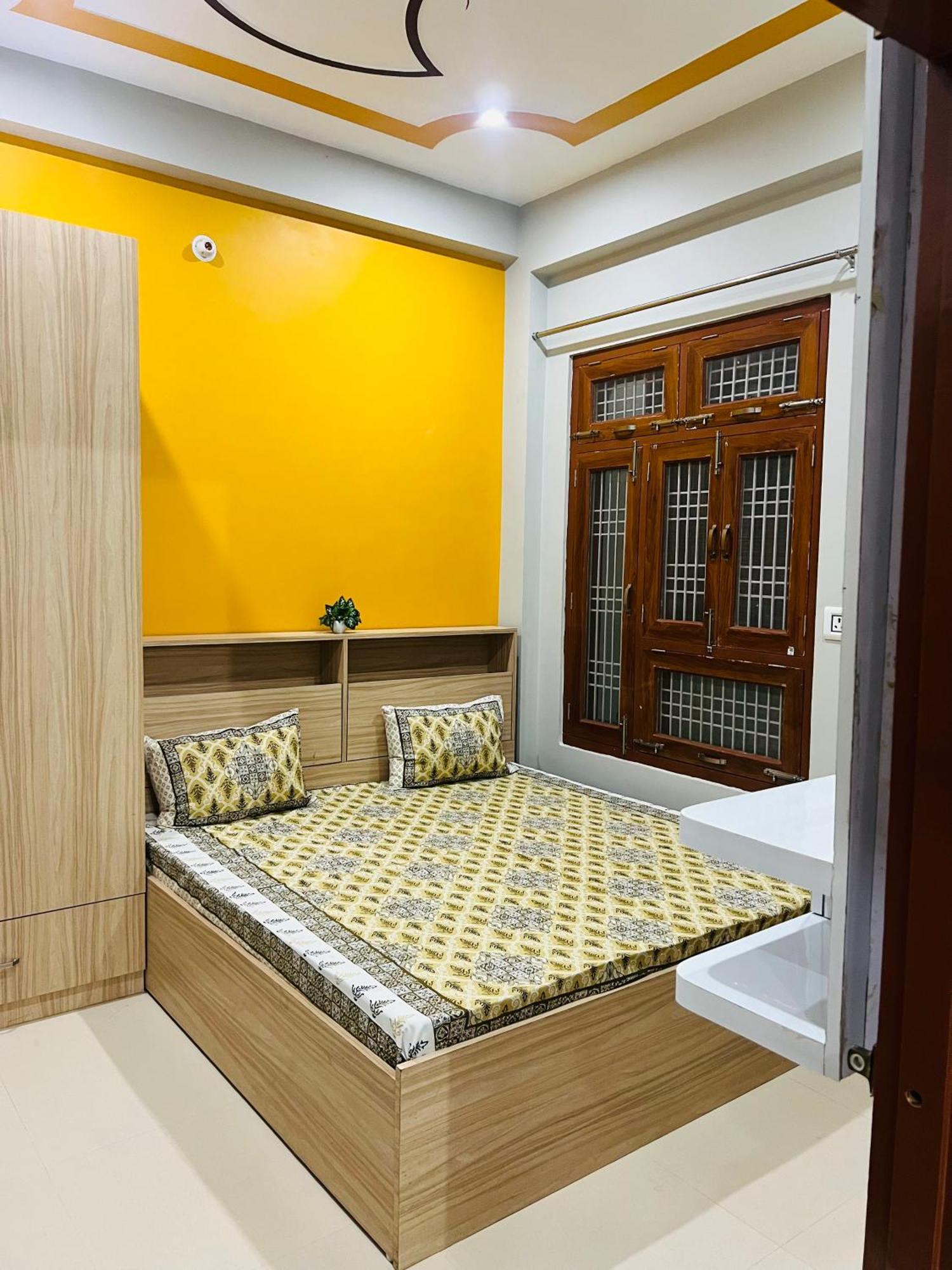 Sg Apartment *