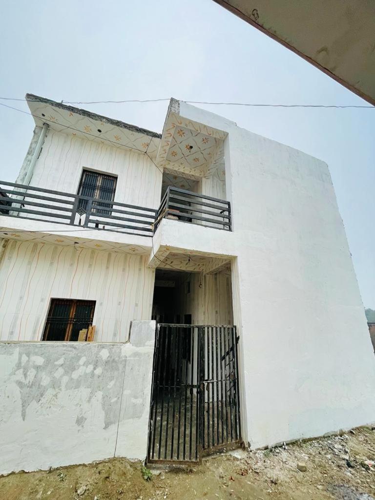 Apartment Ashu Homestay