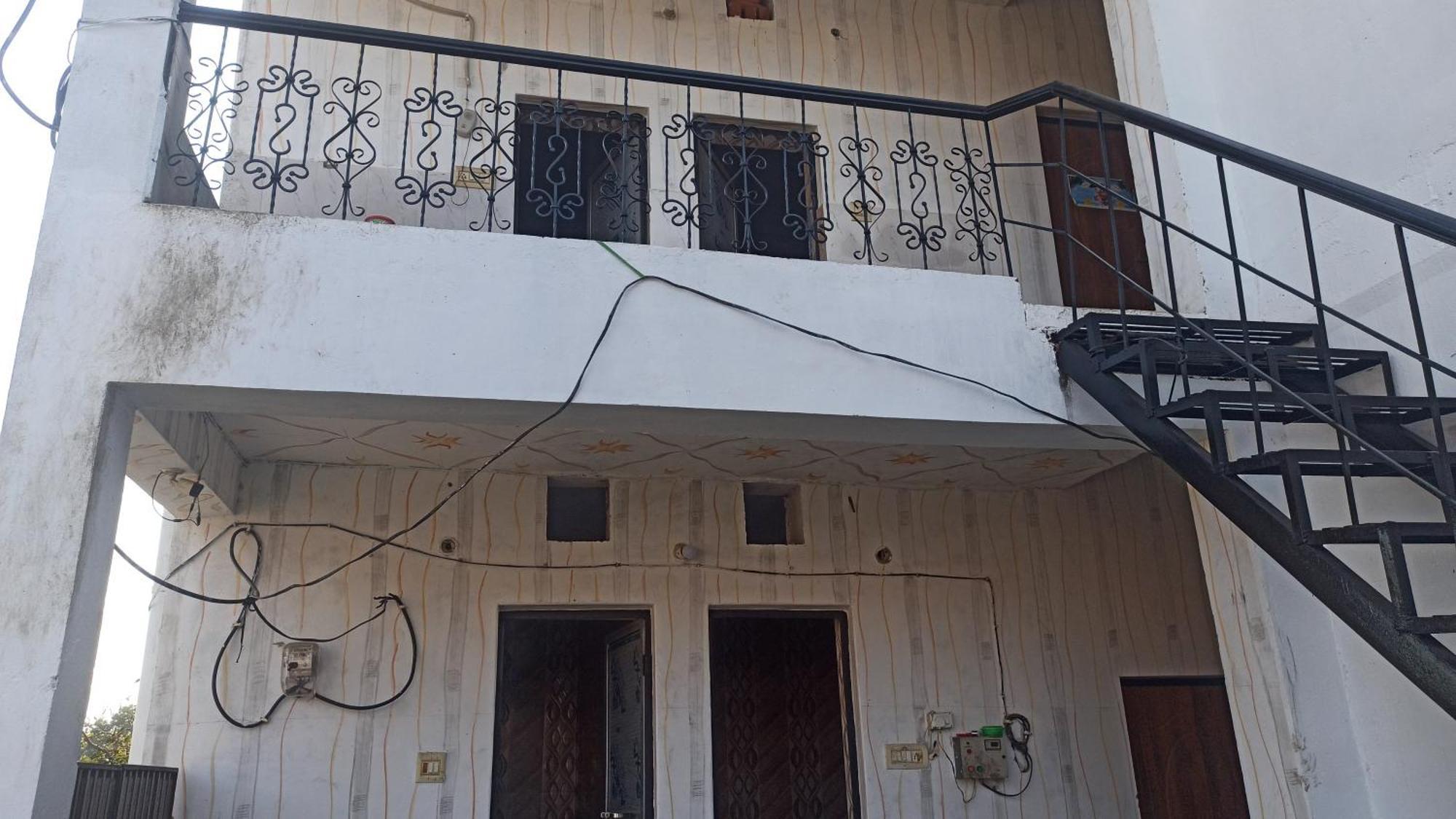 Ashu Homestay Apartment Ayodhya