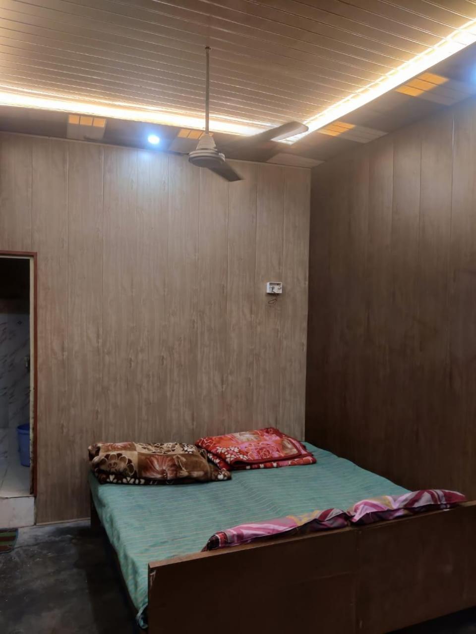 Ramashram Guest house Ayodhya