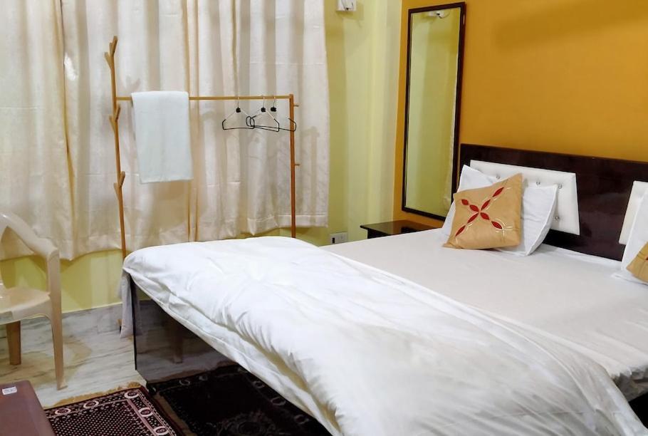 Apartment Divyaashray - Dhaam *