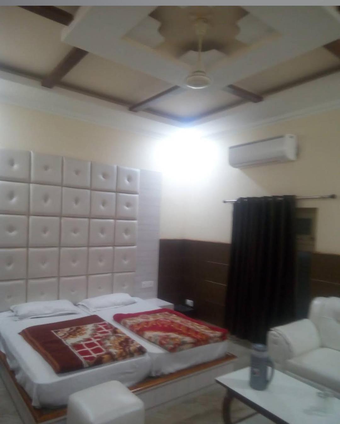 Shri Ram Hotel Ayodhya