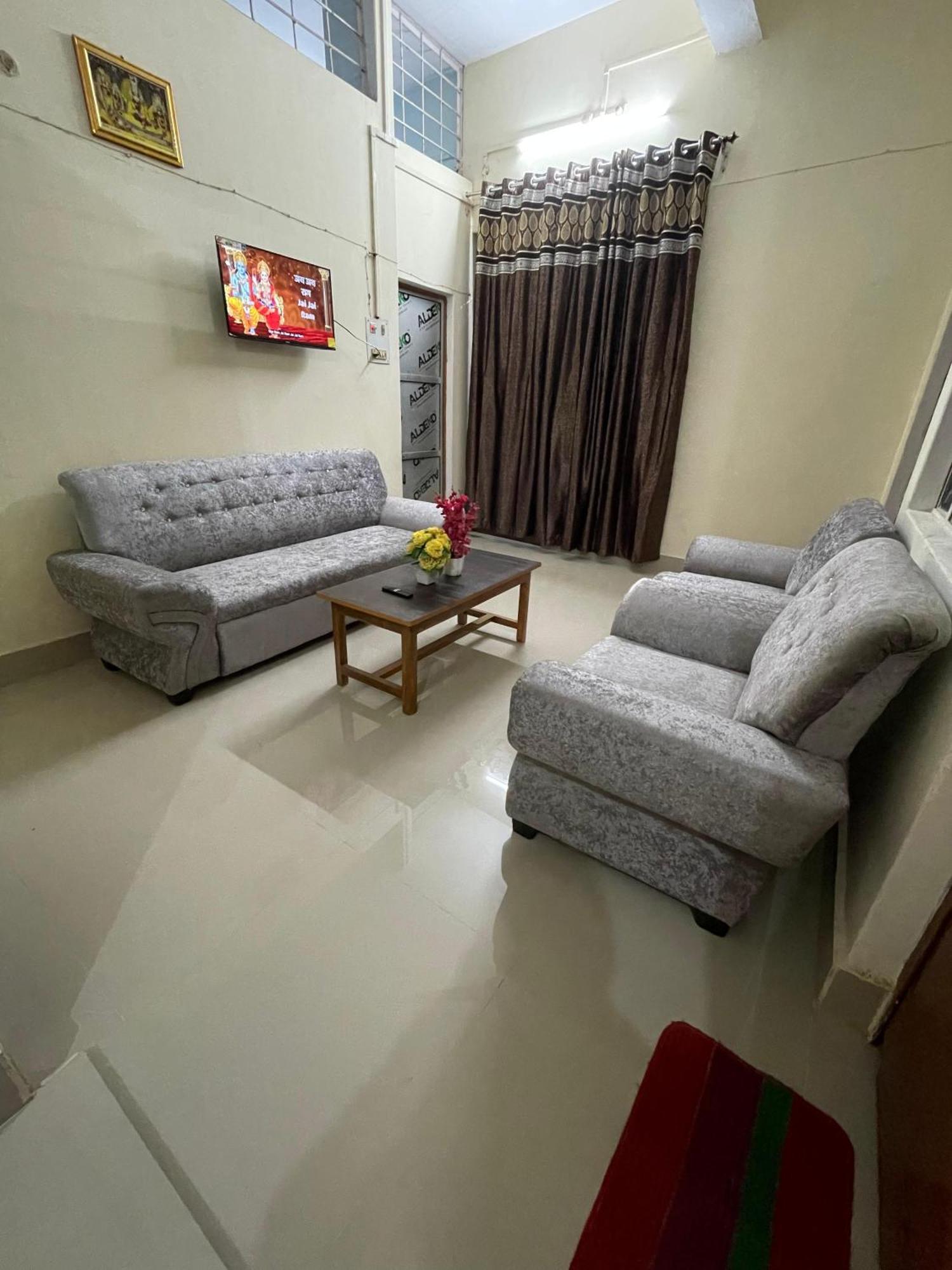 Ramalay Homestay Ayodhya