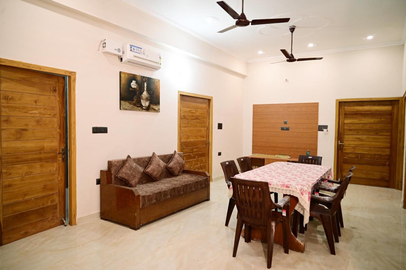 Homestay Surendra