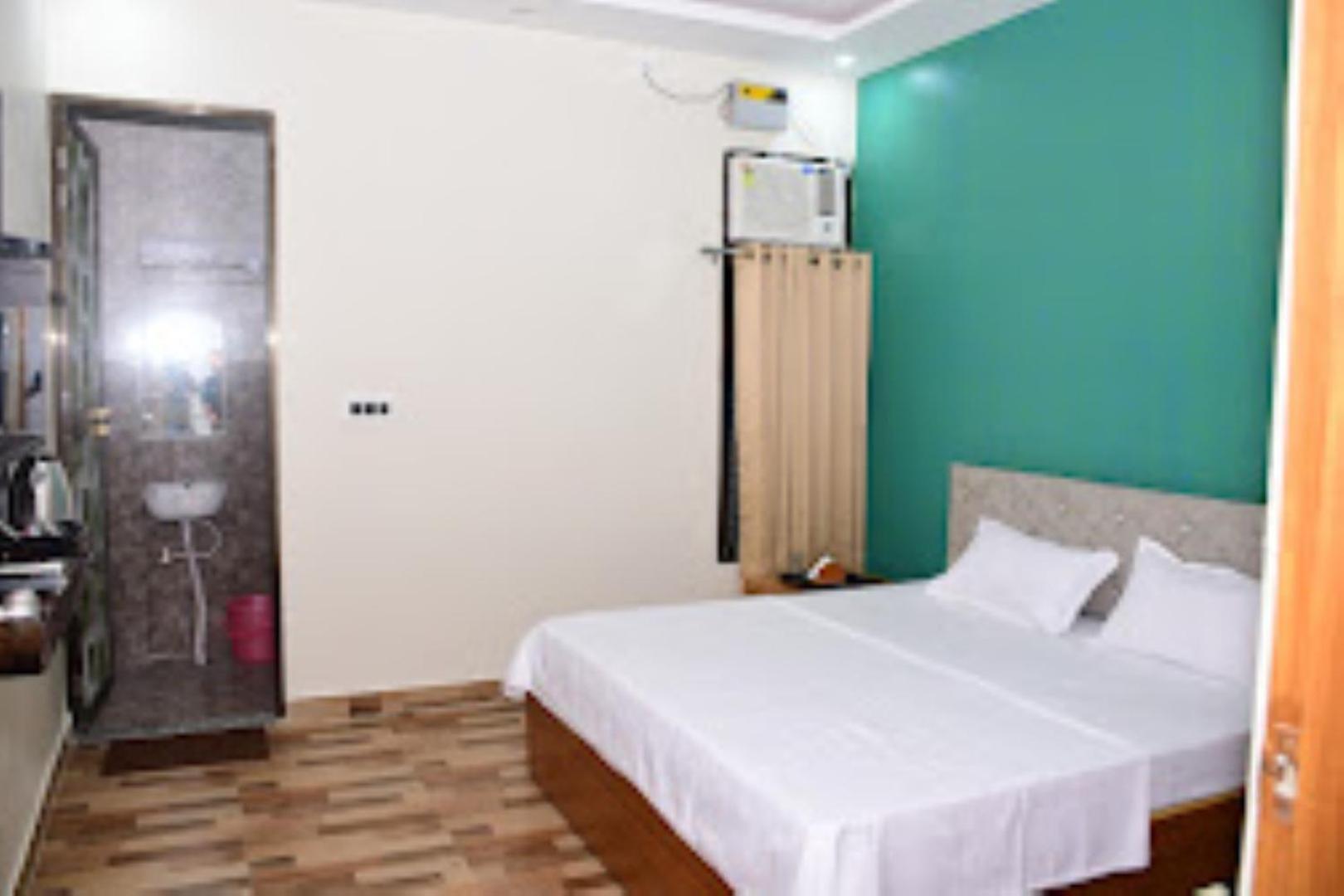 Renu Paradise , 3* Ayodhya