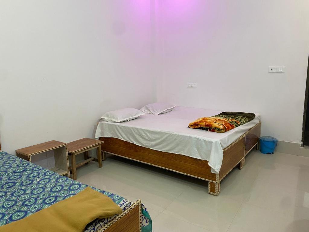 Shri Ram Sewa Trust Hotel *