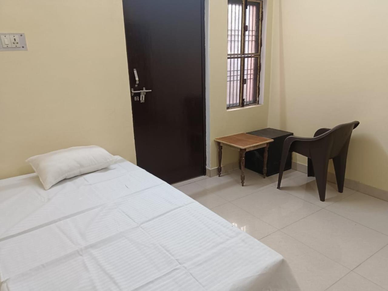 Homestay Shri Gayatri *