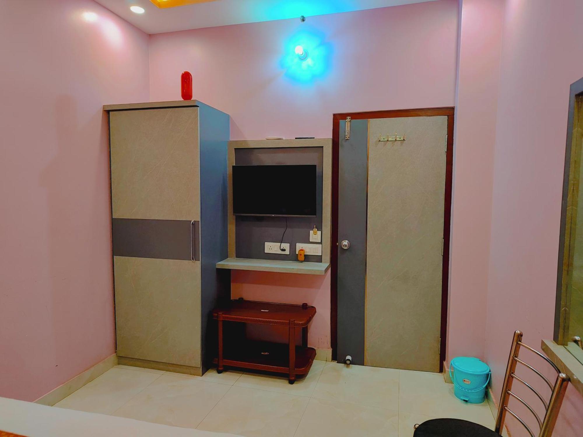 Hotel Palace Ayodhya