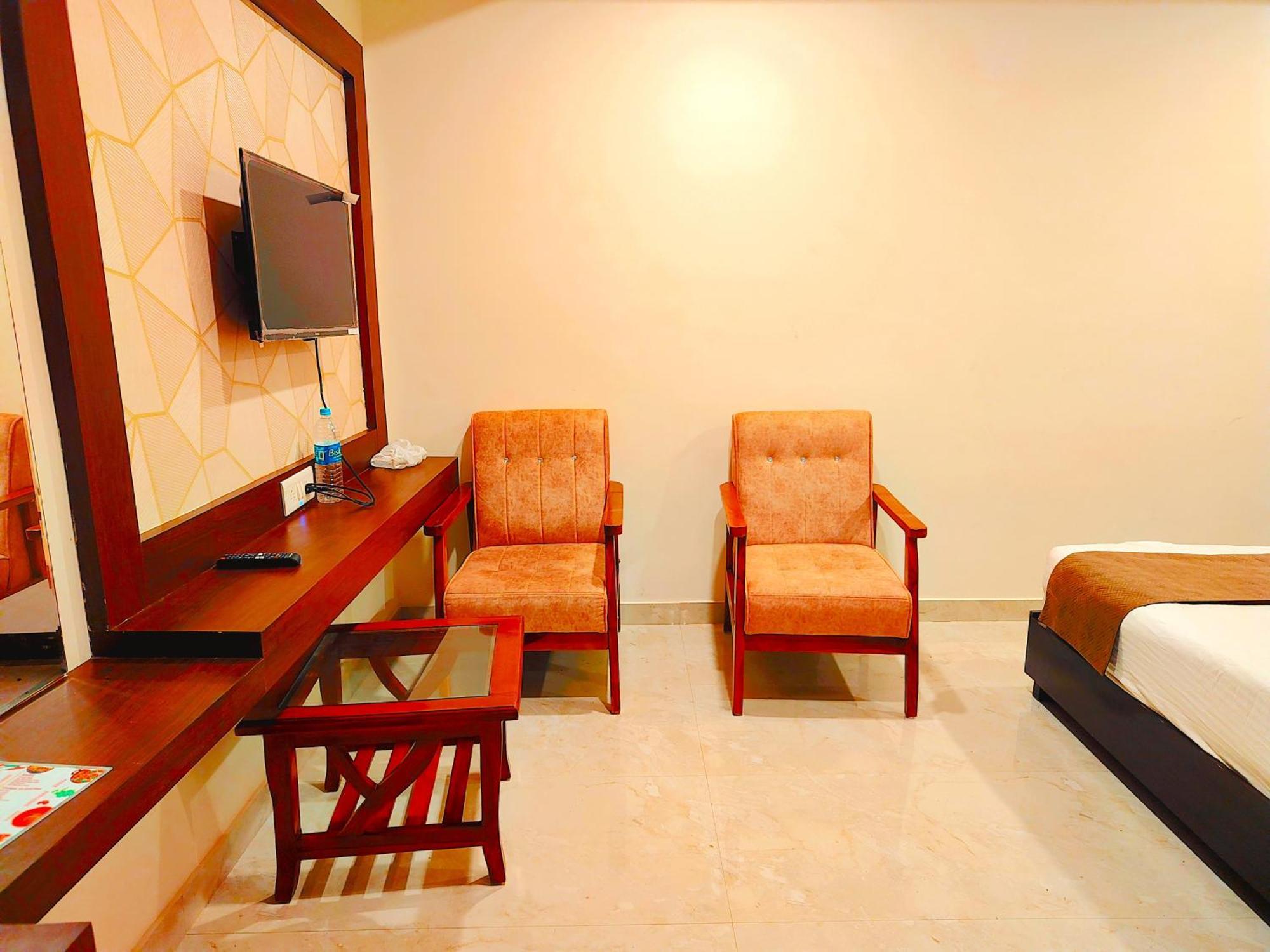Neelkanth Hotel Ayodhya