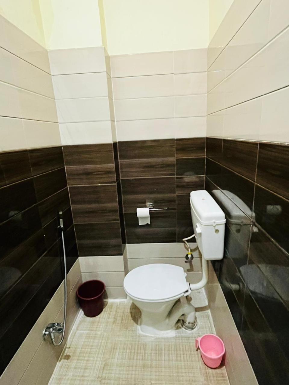 Shri Ram Bhavan Hotel Ayodhya