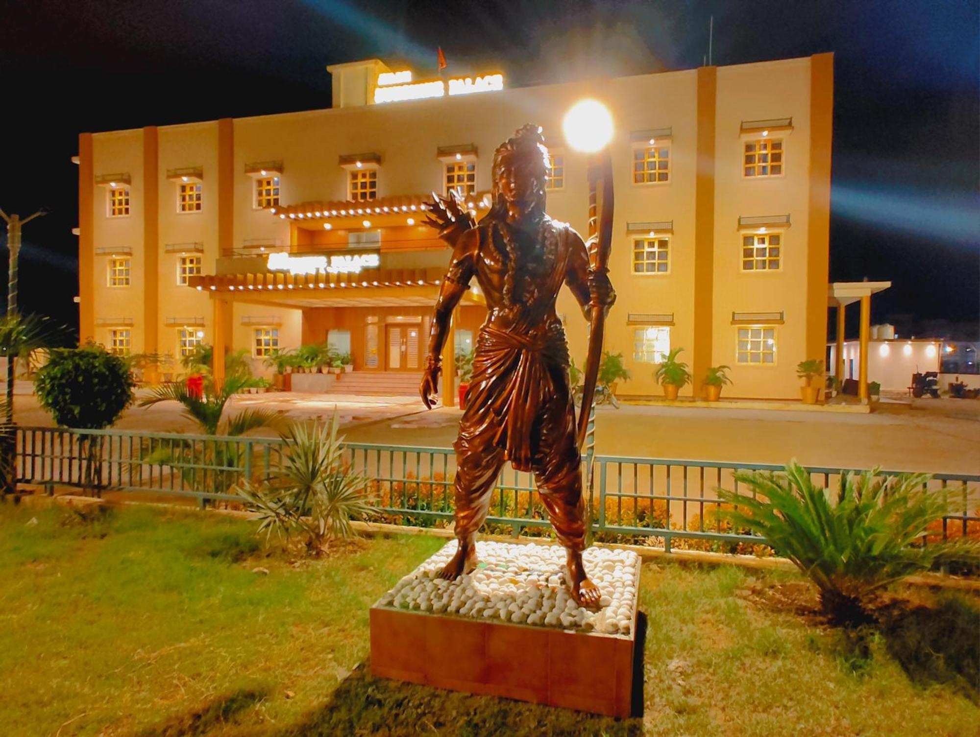 Avadh Sunshine Palace And Hotel Ayodhya