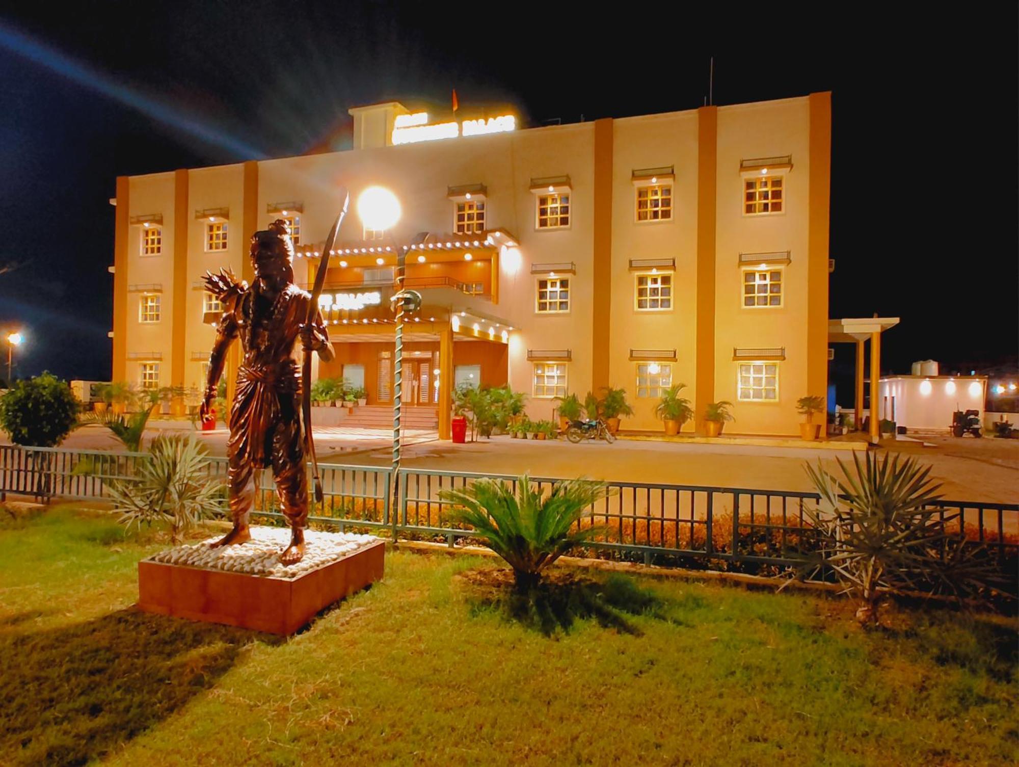 Avadh Sunshine Palace And Hotel