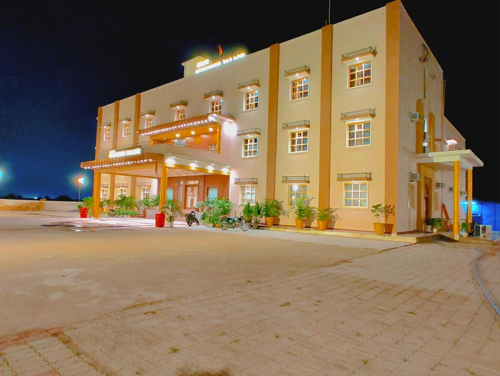 Hotel Avadh Sunshine Palace And Ayodhya