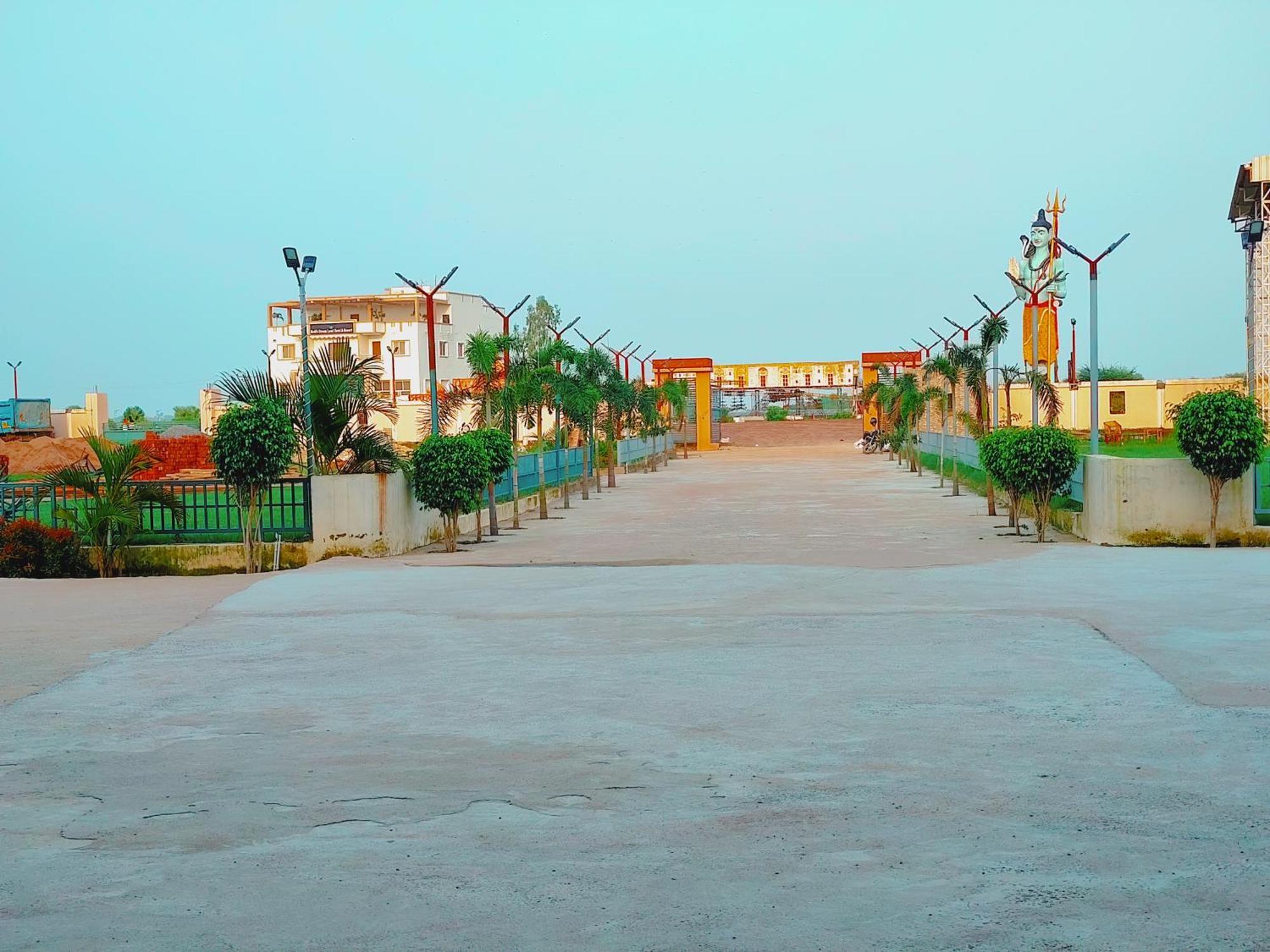Avadh Sunshine Palace And 4* Ayodhya
