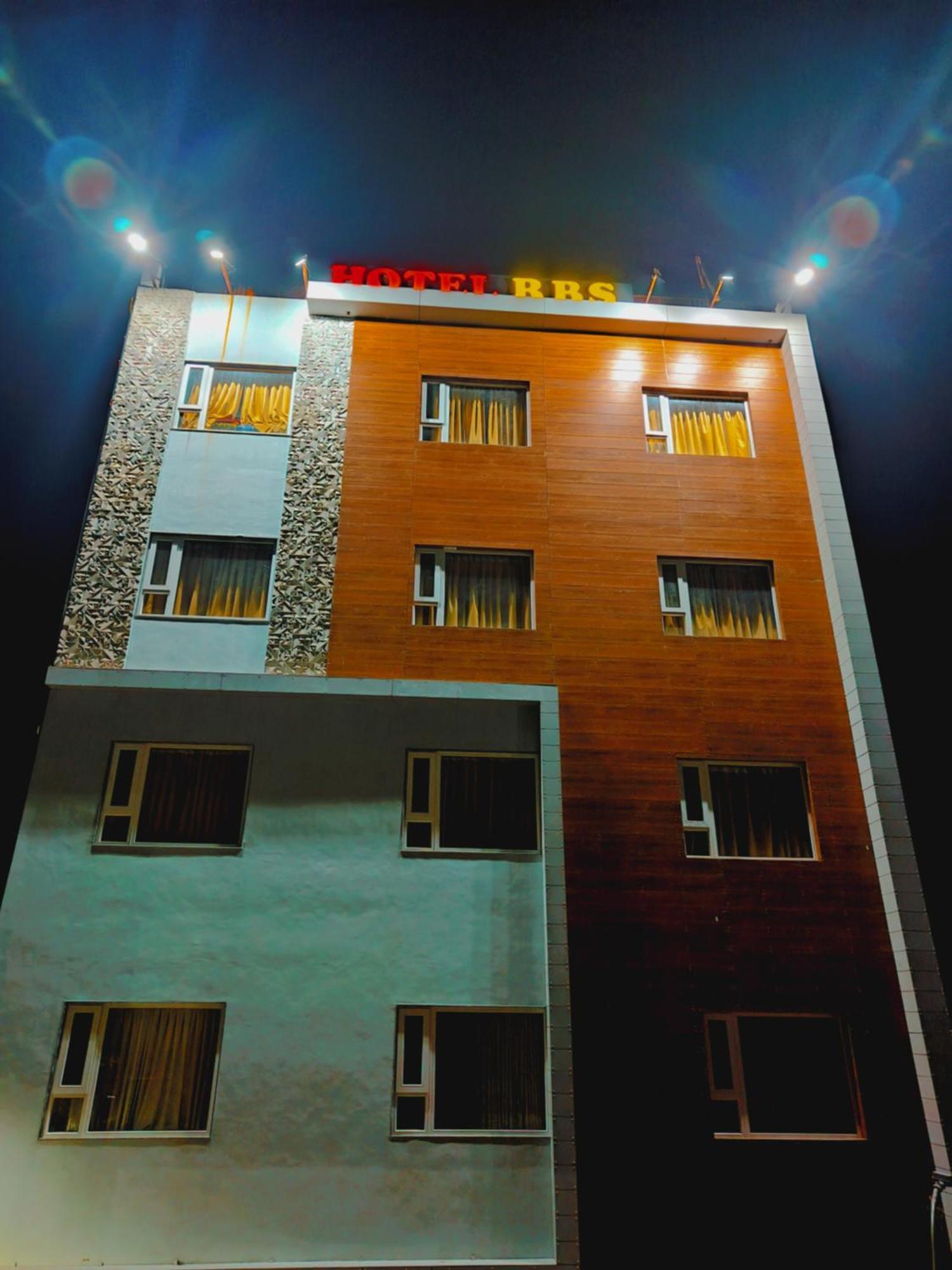 Hotel Rbs & Restaurant 5 Mint Walking Distance From Ram Janam Bhumi Ayodhya