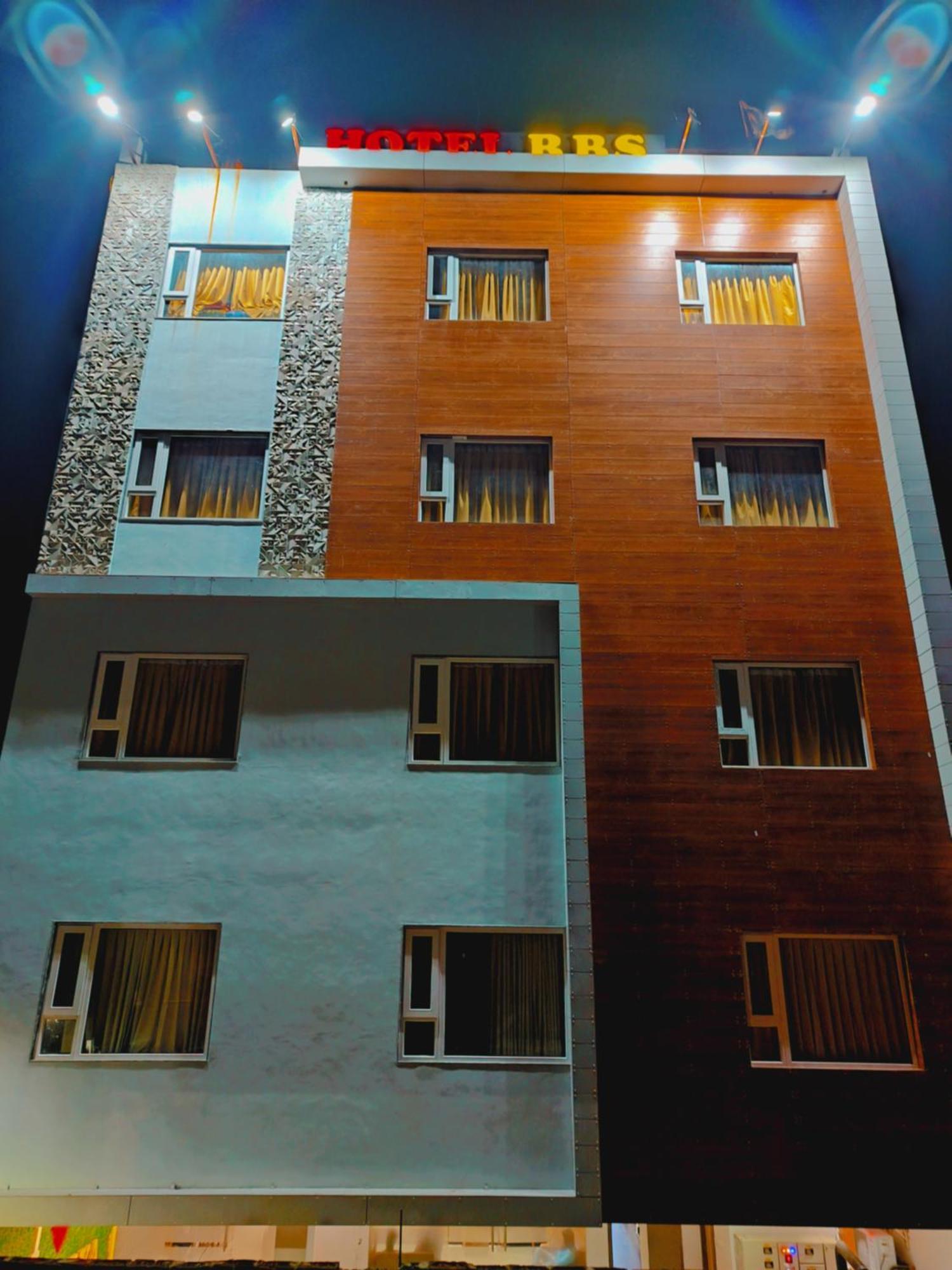 Hotel Rbs & Restaurant 5 Mint Walking Distance From Ram Janam Bhumi Ayodhya