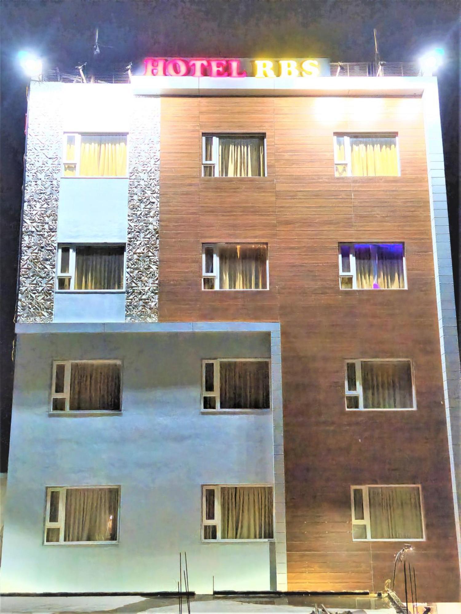 Hotel Rbs & Restaurant 5 Mint Walking Distance From Ram Janam Bhumi