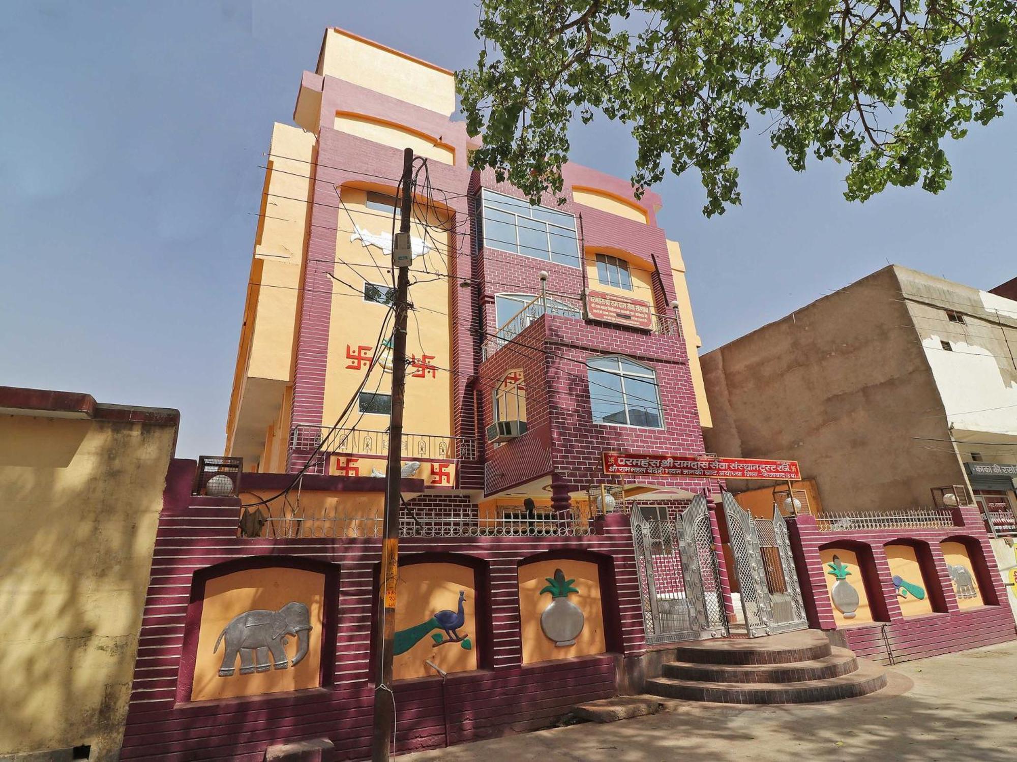 Hotel Spot On 38000 Vaidehi Bhawan Ayodhya