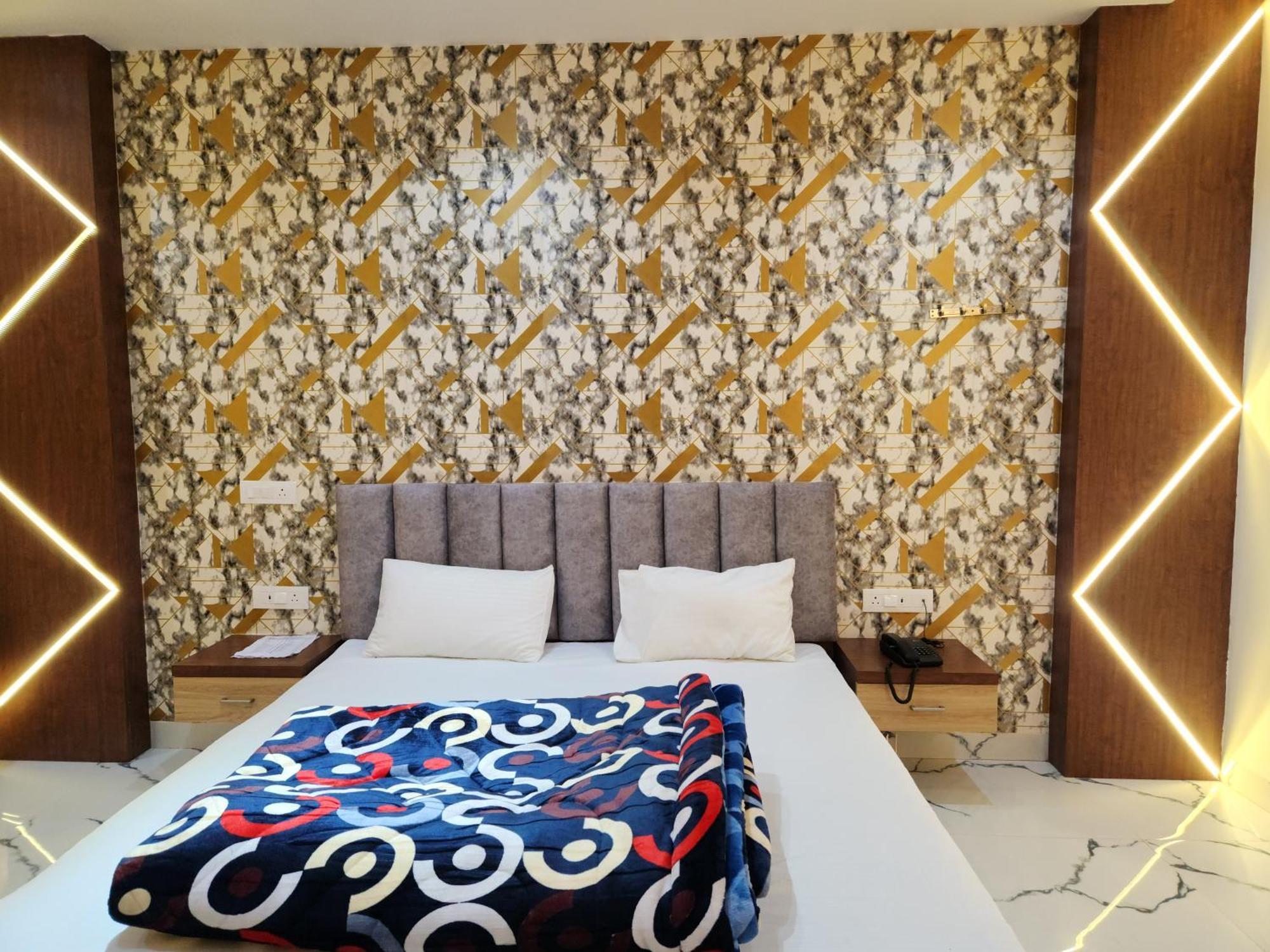 Rbs & Restaurant 5 Mint Walking Distance From Ram Janam Bhumi Ayodhya