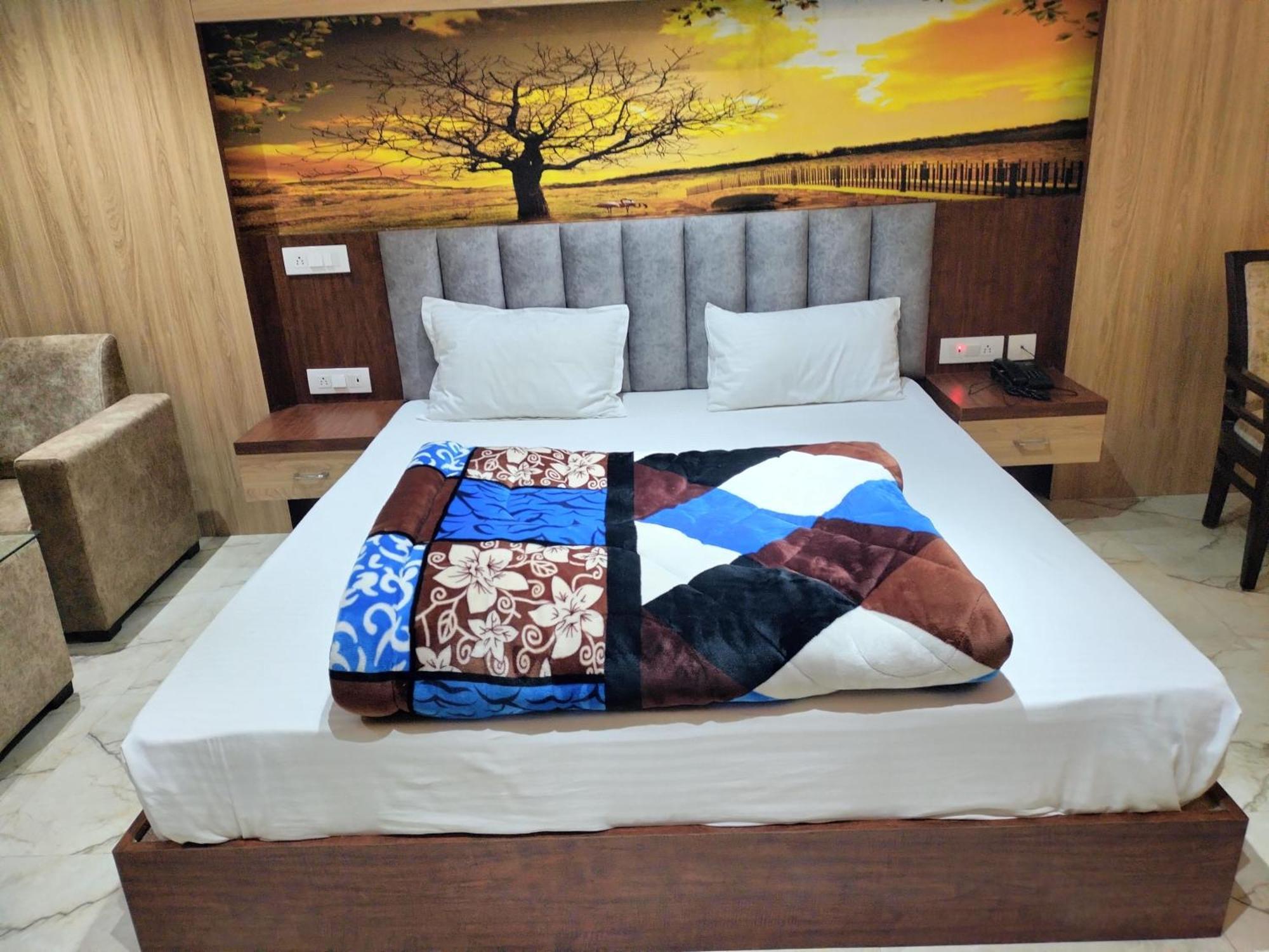 Hotel Rbs & Restaurant 5 Mint Walking Distance From Ram Janam Bhumi Ayodhya