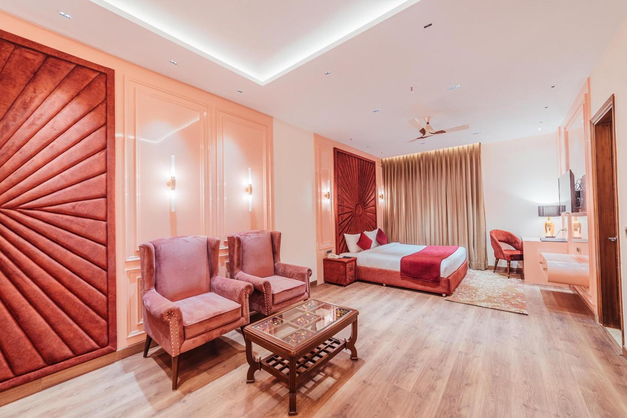 The Ramayana Hotel, 4* Ayodhya