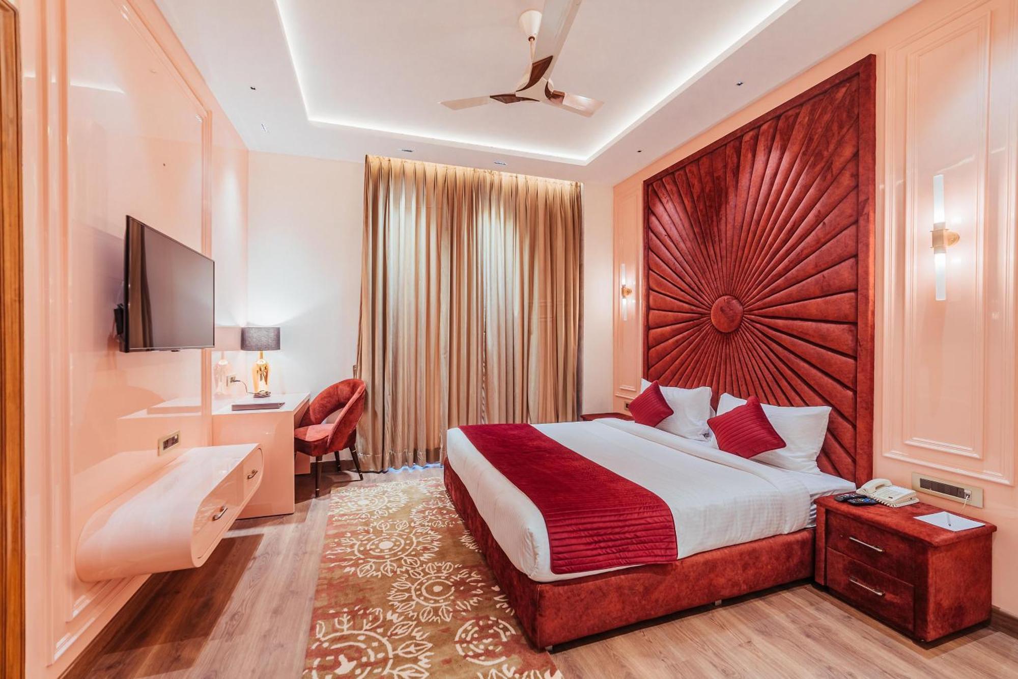 The Ramayana Hotel, Hotel 4*