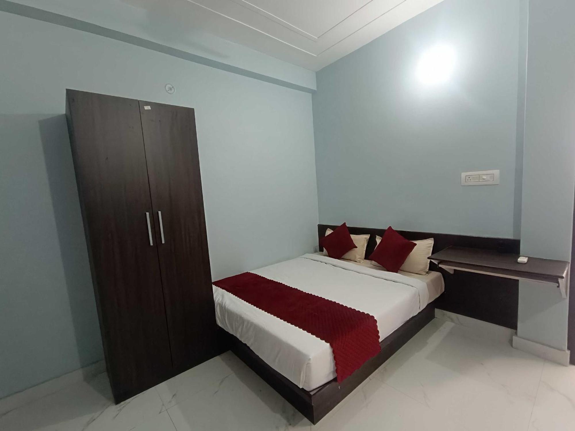 Apartment O Aditya Suits Ayodhya