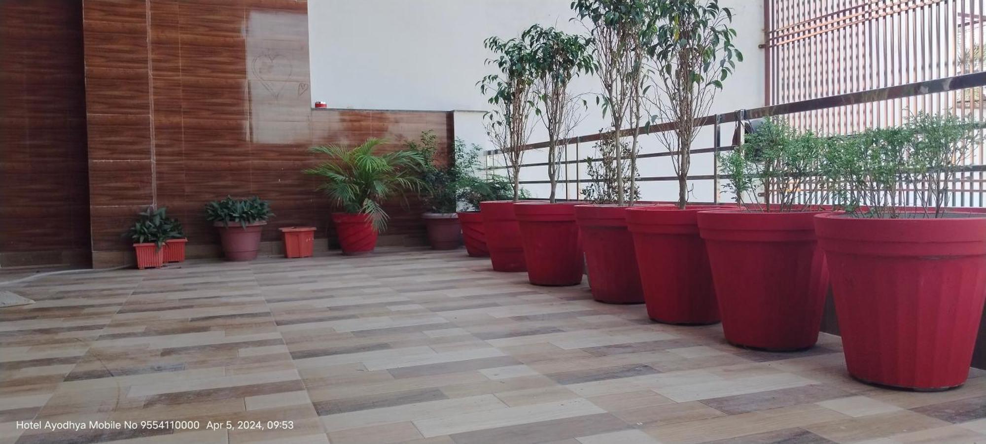 Paying Guest Hotel Ayodhya