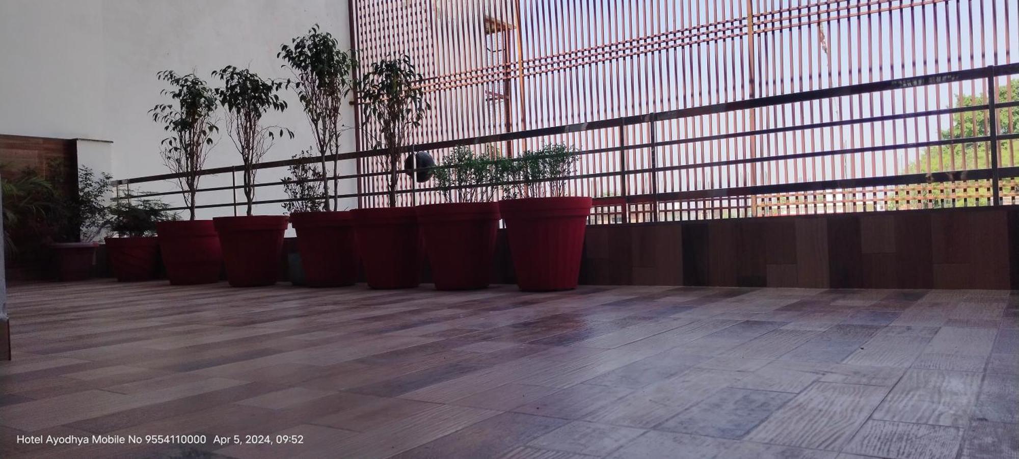 Hotel Paying Guest 2*
