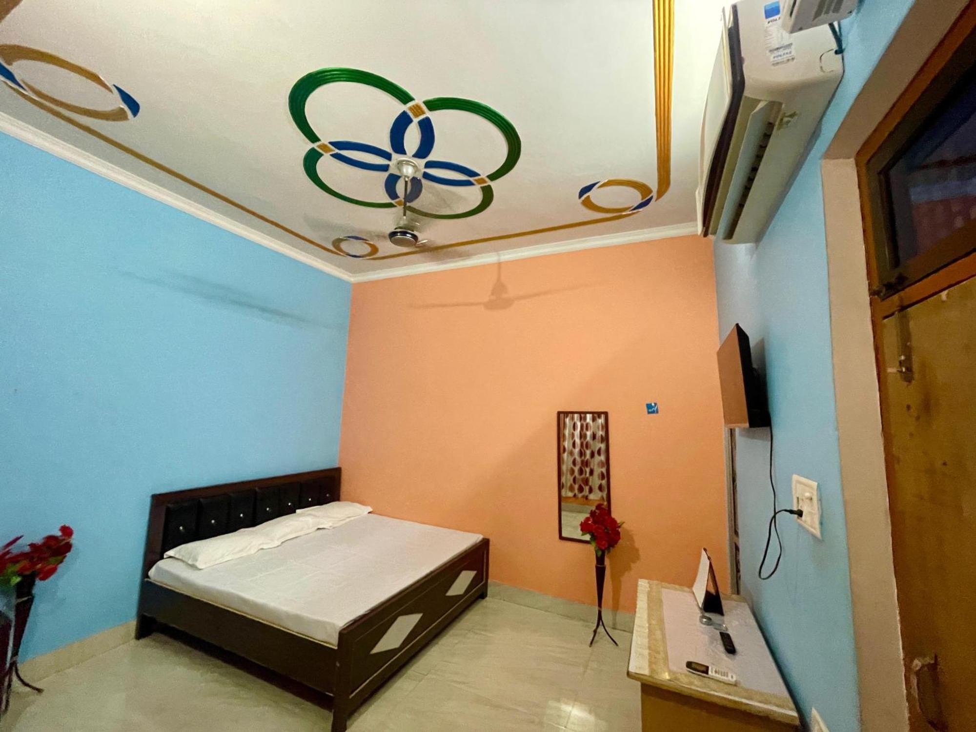 Homestay Shivam Ayodhya