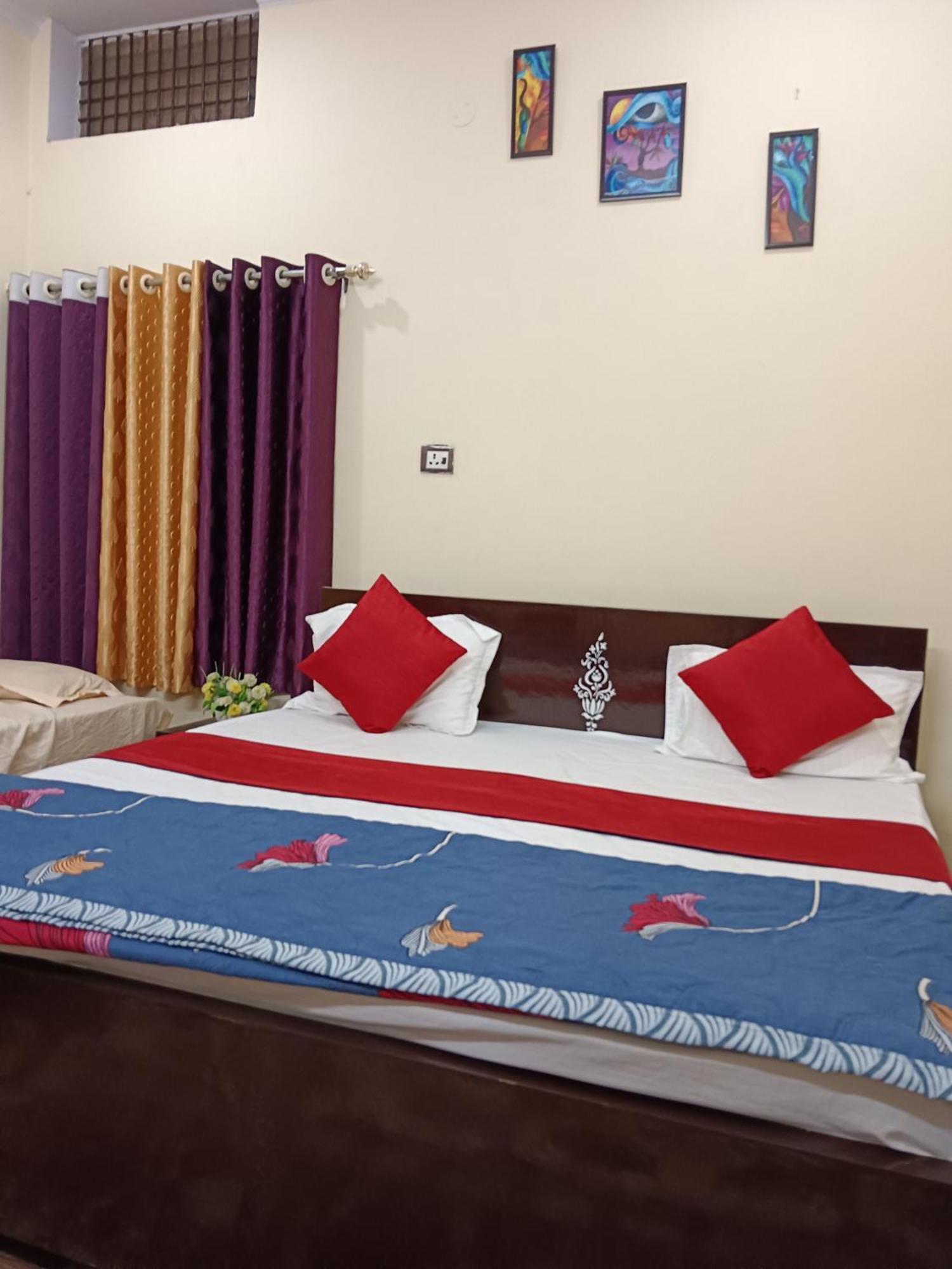 Mahadev Sadan Guest house