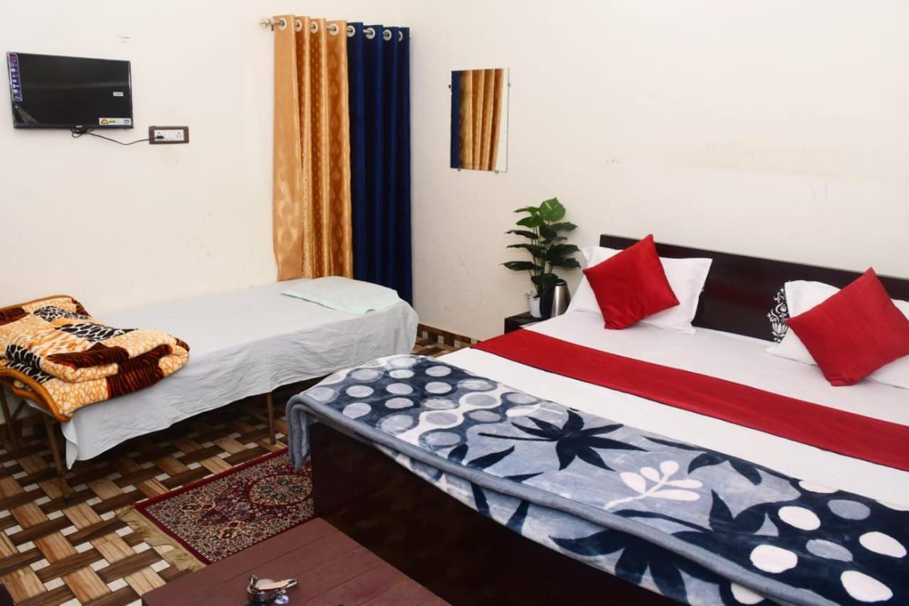 Guest house Mahadev Sadan 3*